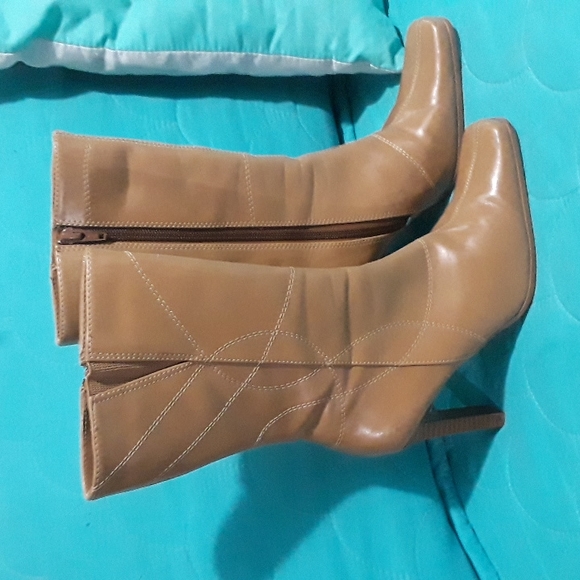 L.E.I. Boots - Picture 6 of 6